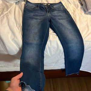 YMI wanna betta butt mid rise skinny jeans